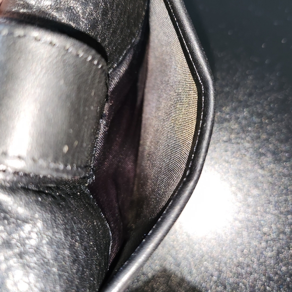 Vintage Dooney Black Wallet - Picture 15 of 16